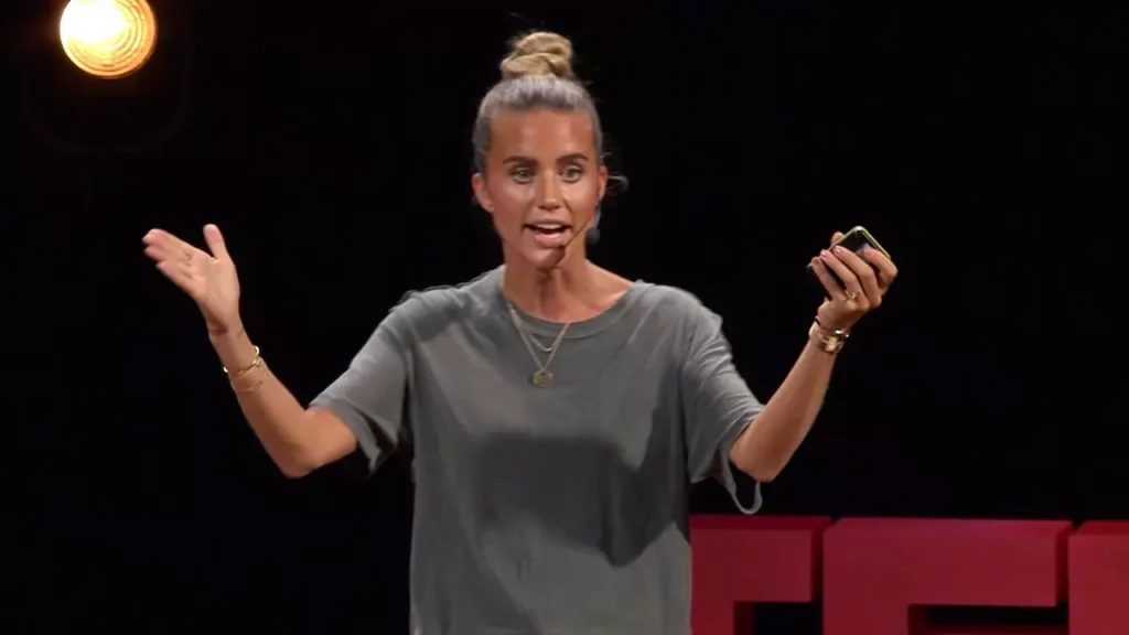 Канал TEDx Talks для изучения английского на платформе YouTube